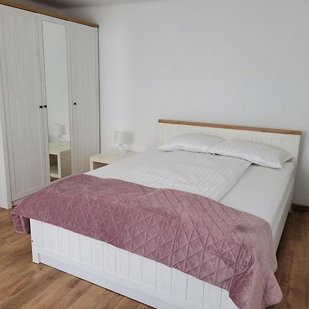 Two-Bedrooms Apt Nagyszeben Kültér fotó